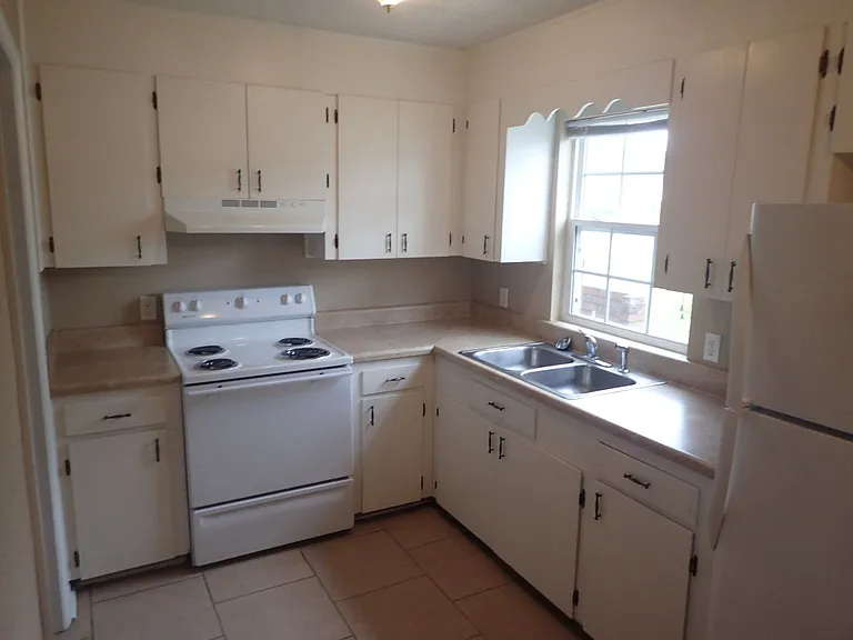 1305 Breckenridge Dr #11 — Photo 5