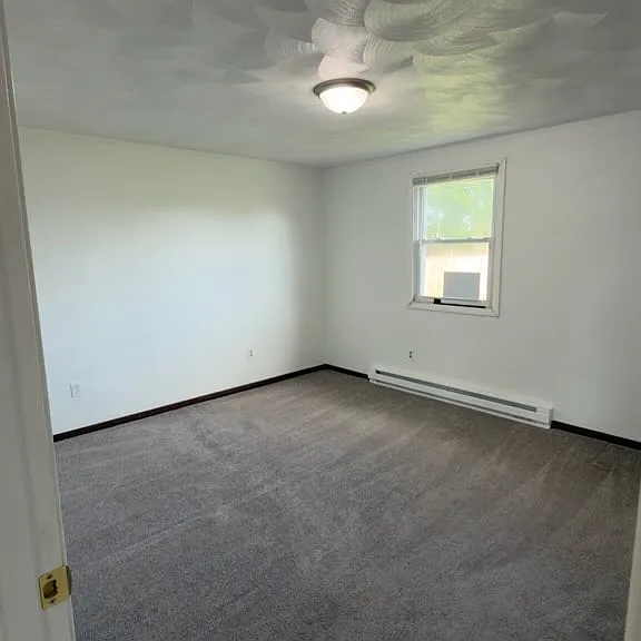 1028 Debolt St — Photo 7
