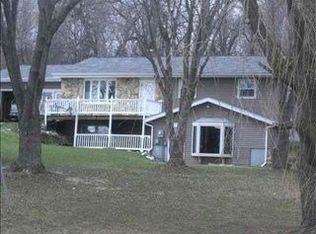 1714 Kong Rd, Delavan, WI 53589