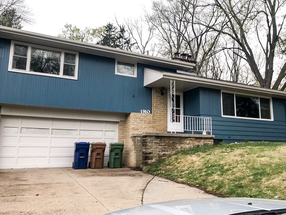 1st image of 1910 Collins Dr