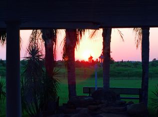 2909 S Main St, Anahuac, TX 77514