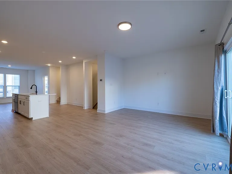 15320 Oasis Sun Aly — Photo 6
