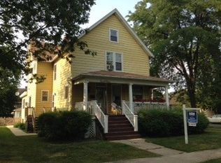 203 W Evergreen St, Wheaton, IL 60187