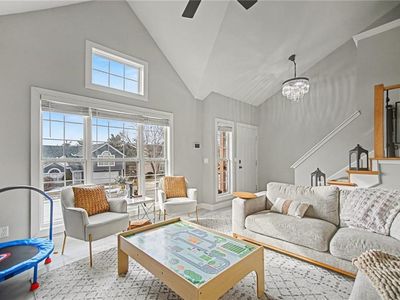 2032 SW British Dr, Lees Summit, MO, 64081