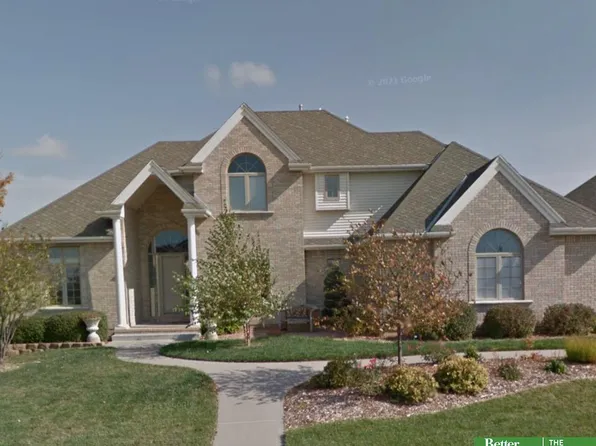11776 Deer Creek Dr, Omaha, NE 68142