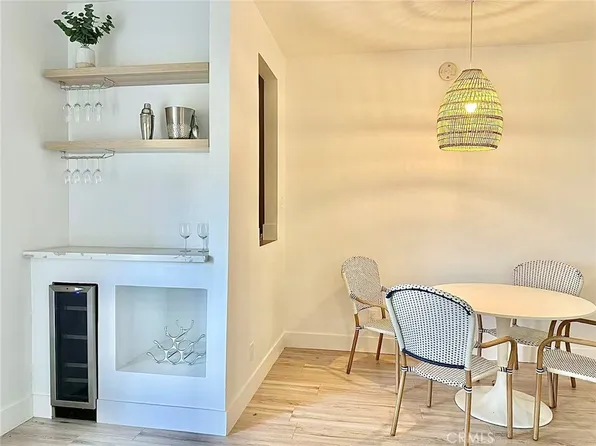 2506 Zorada Dr, Los Angeles, CA 90046