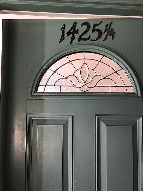 1st image of 1423 N Fairfax Ave #1/4