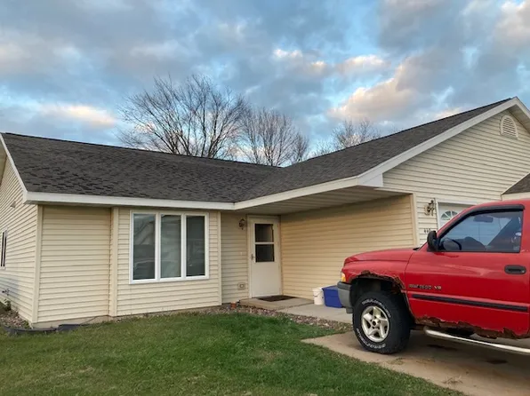 438 W Hillside Dr, Cadott, WI 54727
