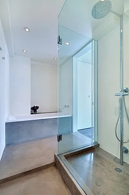 Sold by Corcoran | media 21