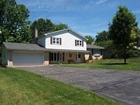 2nd image of 108 Sunset Dr