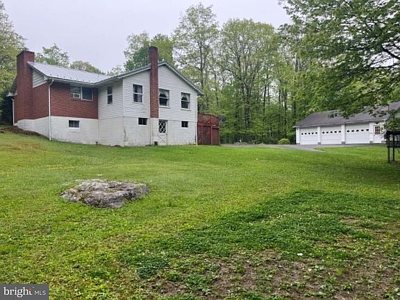 4th image of 211 Rocky Mountain Dr