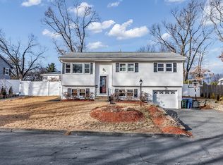 3 Marc Ln, Lawrence, MA 01843