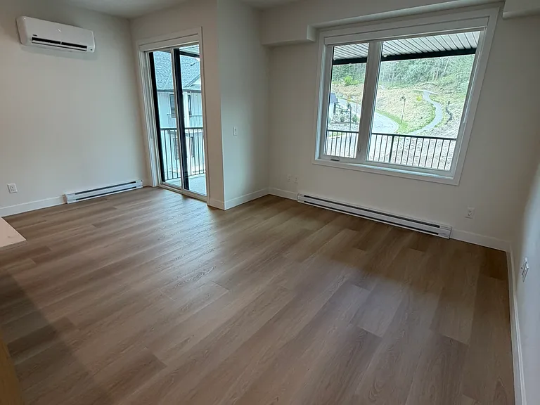 100 Grange Dr — Photo 8
