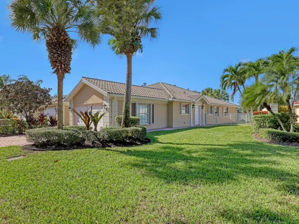 5011 Magnolia Bay Circle, Palm Beach Gardens, FL 33418