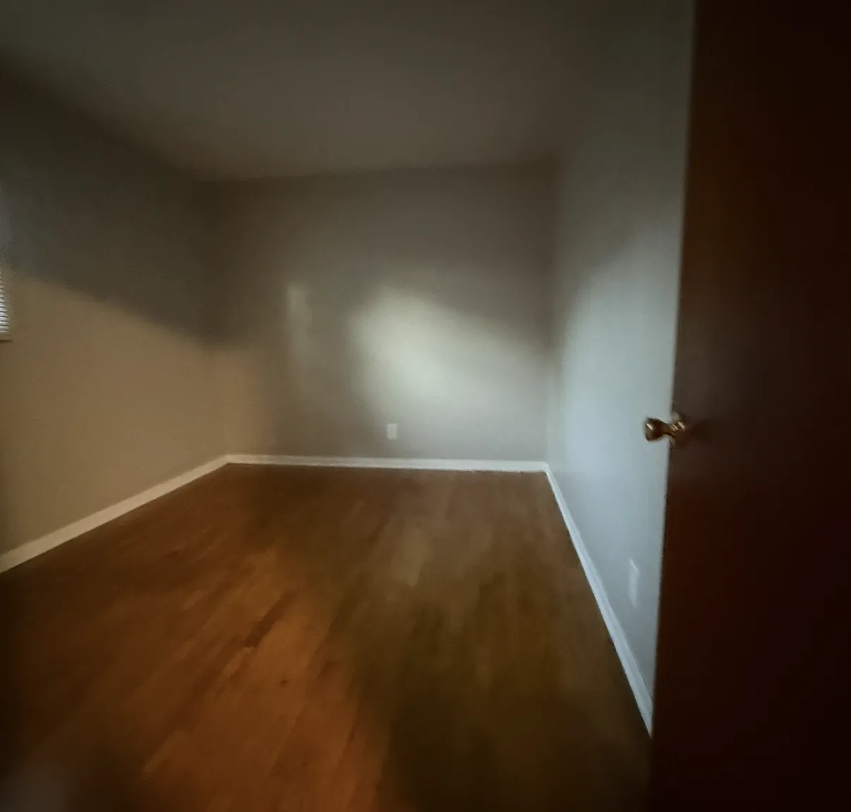 3 bed, 1200 sqft, $1,150 — Photo 2
