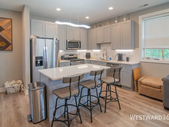 2448 N Albany Ave #2S, Chicago, IL 60647