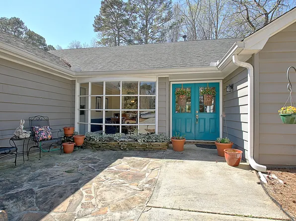 200 Doe Run, Peachtree City, GA 30269