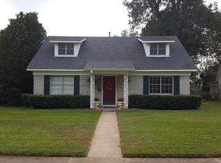 1208 Evangeline Cir, Bossier City, LA 71112
