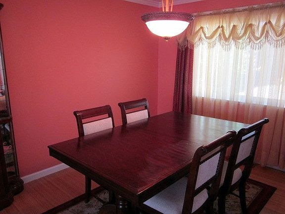 4th image of 2033 Vista Ln