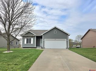 10606 S 25th Ave, Bellevue, NE 68123