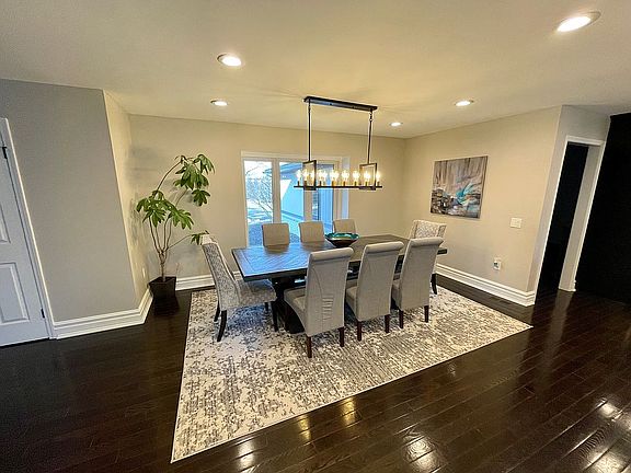 5th image of 4045 E Hanover Ct