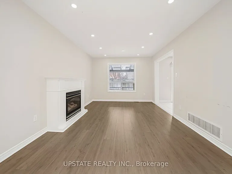 46 Velvet Grass Ln — Photo 5