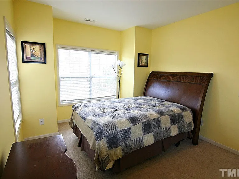 737 Keystone Park Dr — Photo 14