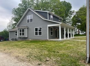 800 3rd St, Troy, MO 63379