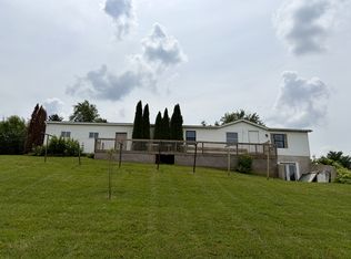 54633 Indiana East-west Toll Rd E #13, Middlebury, IN 46540