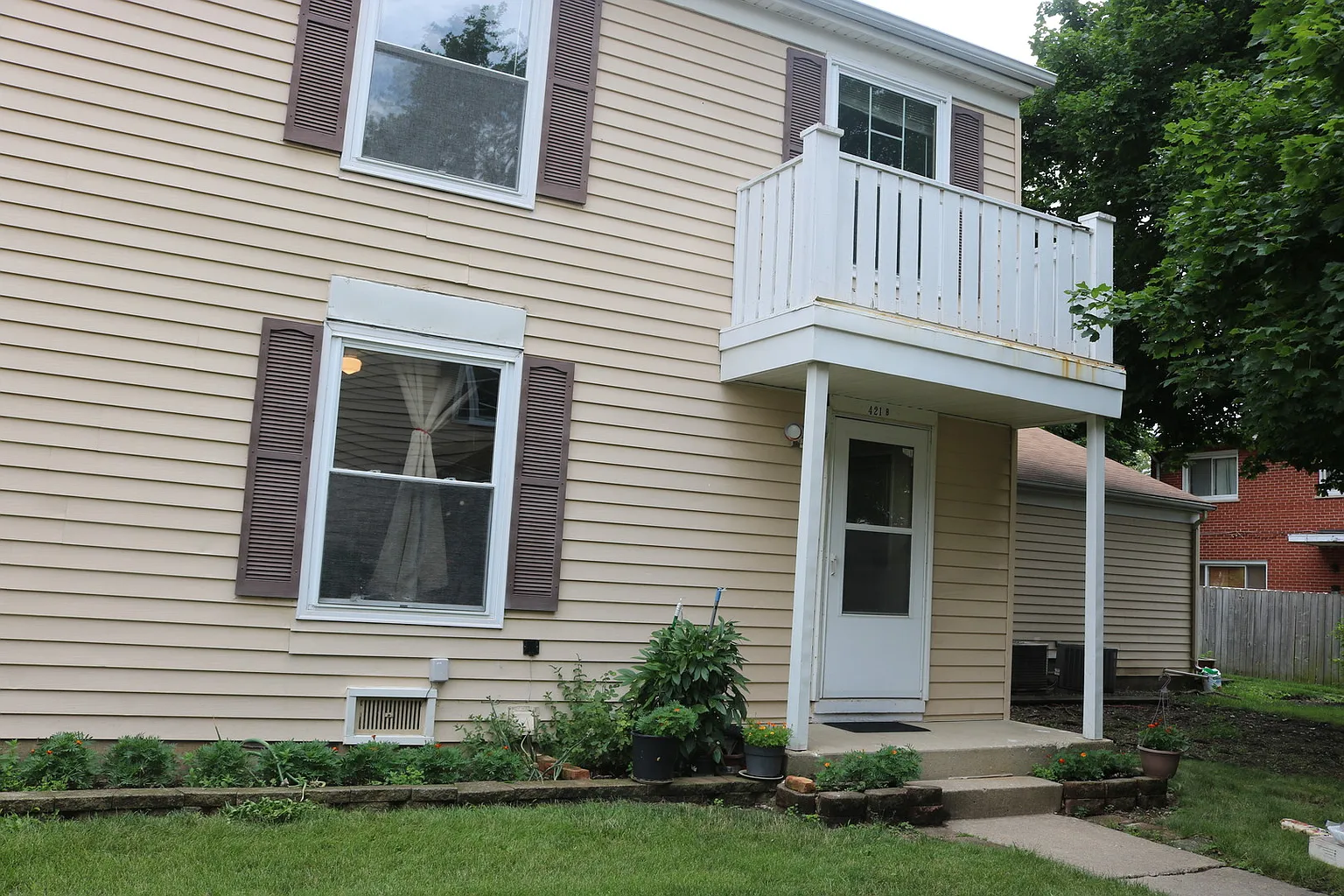 421 Sidney Ave Unit B photo 1