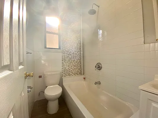 Rented by Compass | media 10