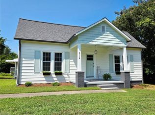 2116 Carolina Rd, Burlington, NC 27217