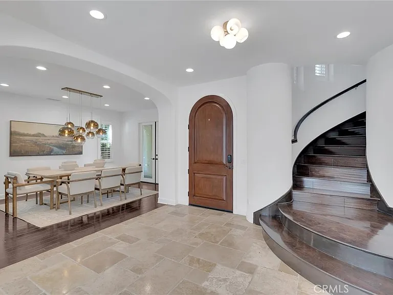 510 E Viewcrest Dr — Photo 8