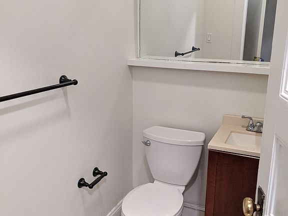 4th image of 509 Columbus Ave APT 3
