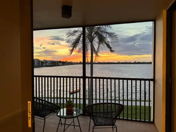 112 Lake Emerald Drive #204, Oakland Park, FL 33309