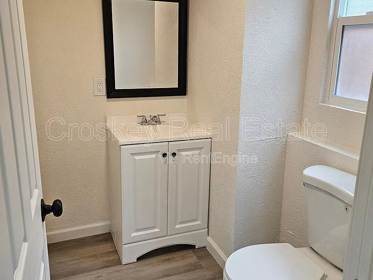 1346 Redwood St — Photo 12