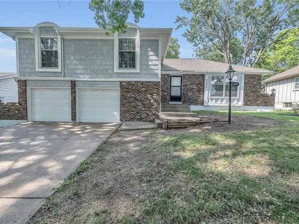 9404 W 82nd St, Overland Park, KS 66204