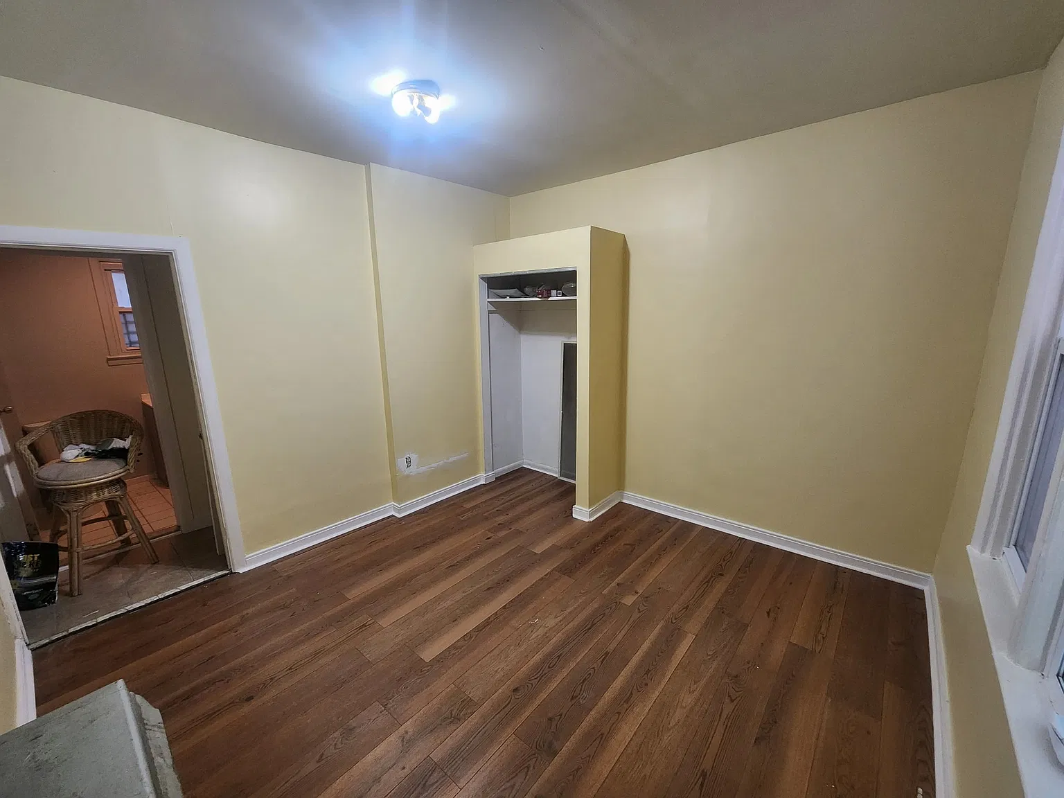 3 bed, 1000 sqft, $3,250 — Photo 2