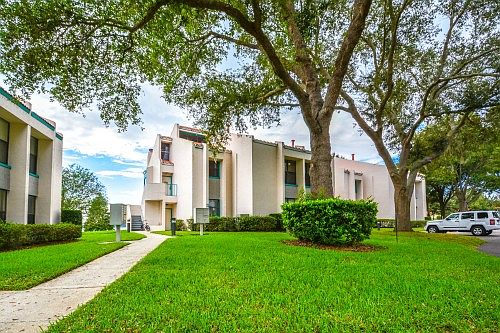 1st image of 504 Sweet Bay Cir