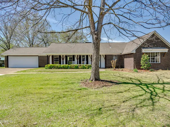 3635 Wilcox Dr, Pearl, MS 39208