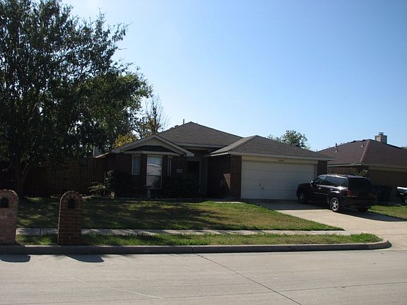 2nd image of 1060 Waterview Dr