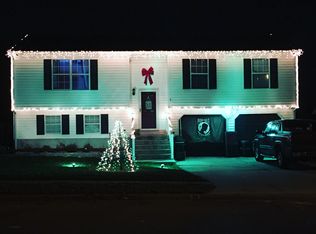 9 Creekside Dr, Newark, DE 19702