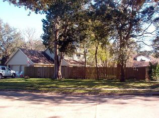 1500 Bayou Dr, Alvin, TX 77511