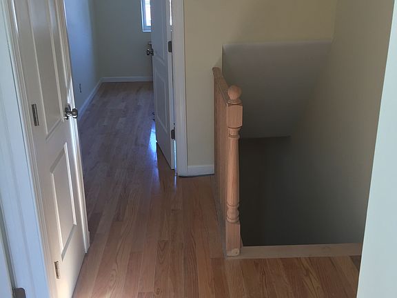 3rd image of 3347 Kingsland Ave