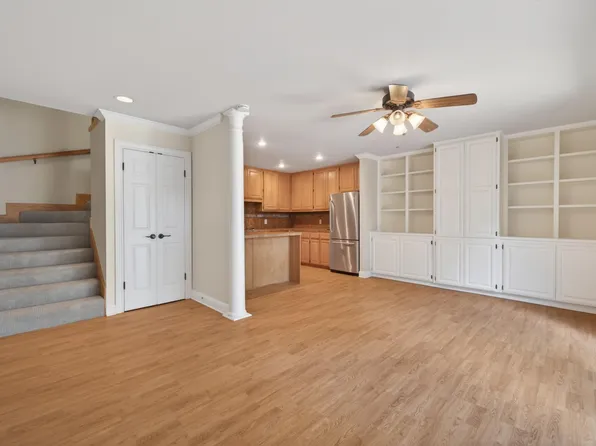 2500 Steck Ave APT 39, Austin, TX 78757