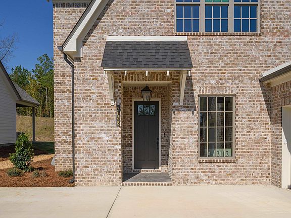 4th image of 2048 Butler Rd