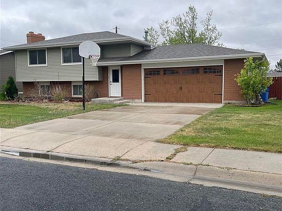 2nd image of 2025 Cheyenne Dr