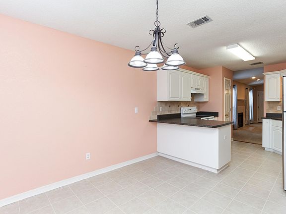 4th image of 406 Westlake Dr