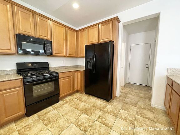 4th image of 7622 Jasmine Falls Dr