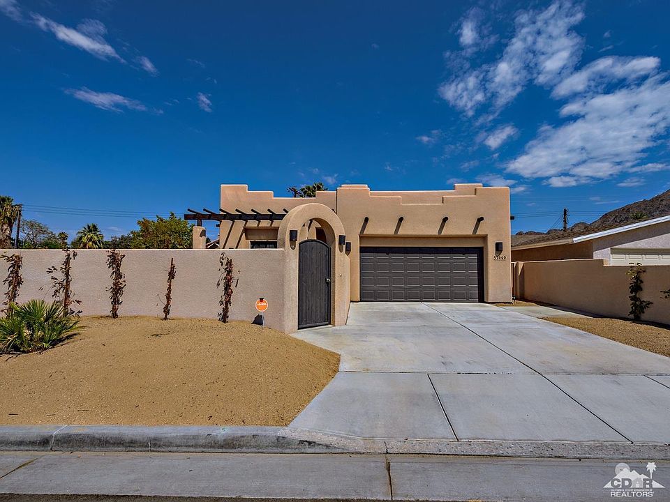 1st image of 51690 Avenida Mendoza
